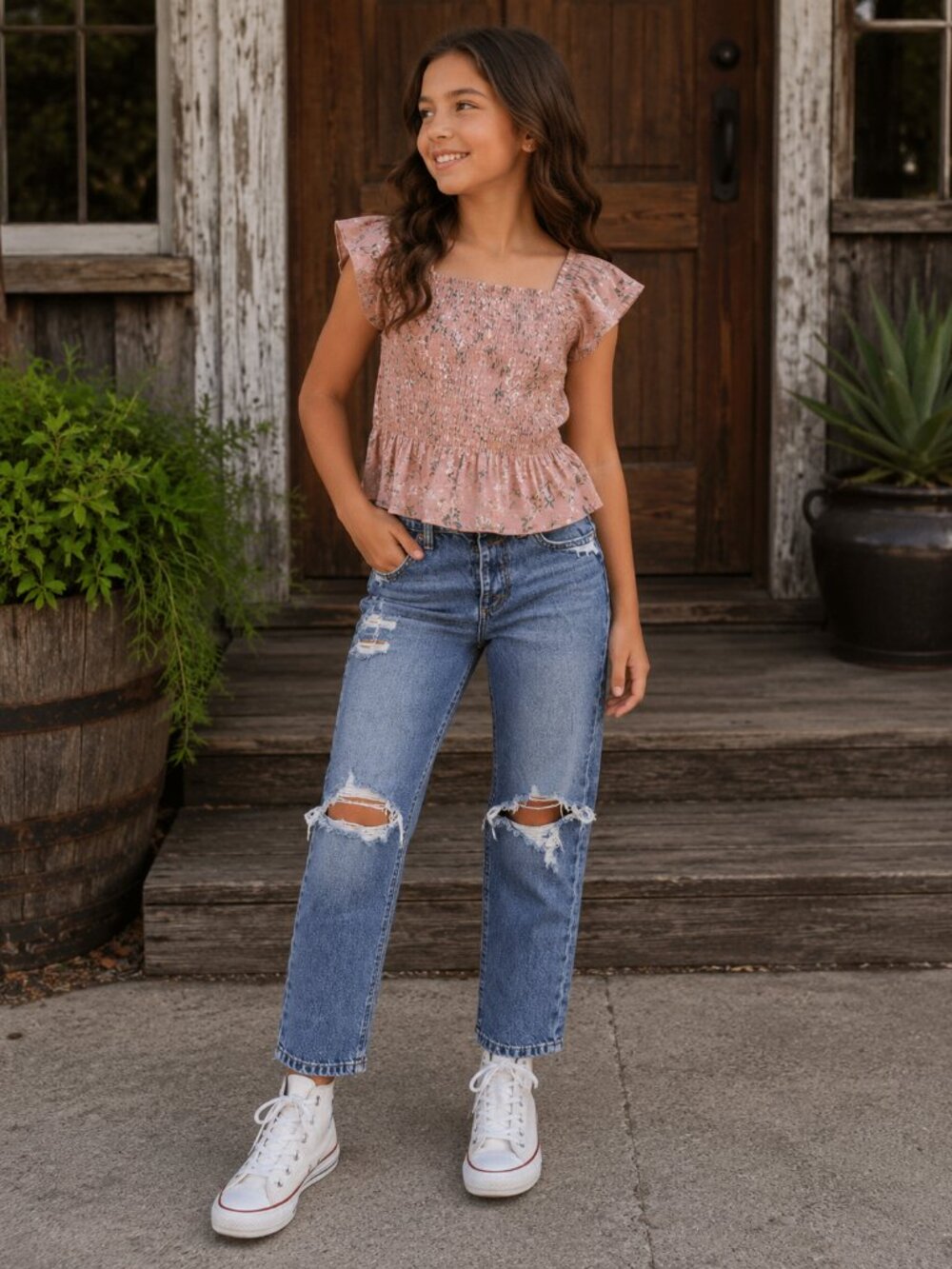 American Eagle Girls Size 12 ’90s Straight High Rise Distressed Jeans